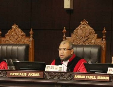 OTT, KPK Tetapkan Patrialis dan Pengimpor Sapi Sebagai Tersangka Suap