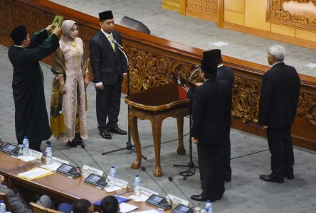 Kinerja Buruk, Rencana Penaikan Gaji DPR Tuai Kritik