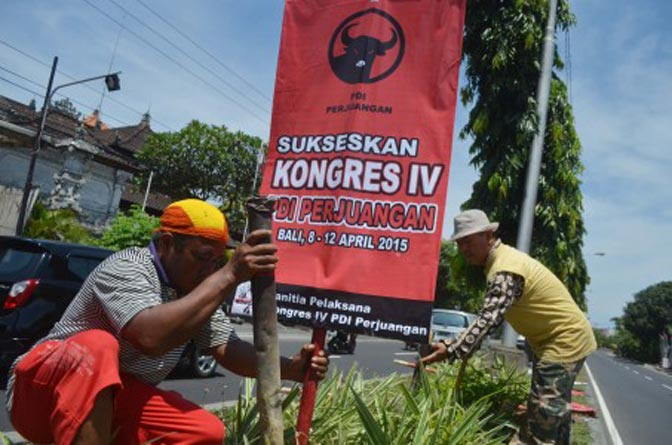 Kongres Tak Akan Perbaiki Hubungan Jokowi-PDIP
