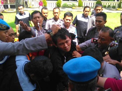 Pelaku Penyerangan Mapolres Banyumas Terkait Terduga Teroris di Tuban