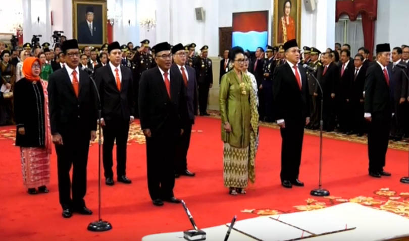 Jokowi Lantik Sembilan Anggota Komisi Kejaksaan 2019-2023