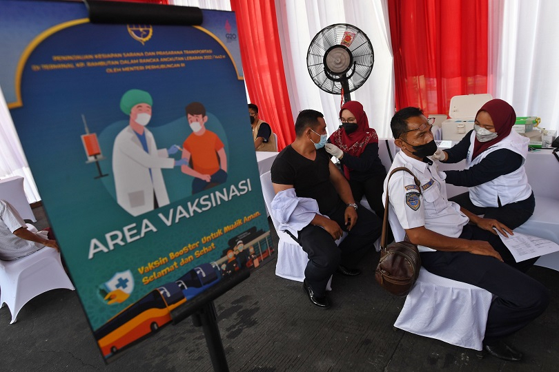 Ratusan Posko Mudik di Jabar Sediakan Layanan Vaksinasi Covid-19