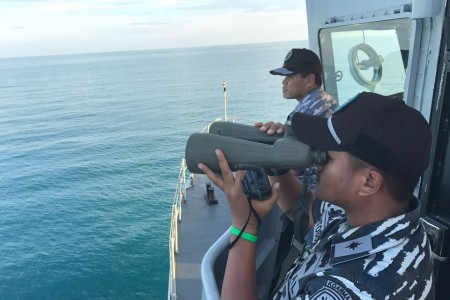 Cari Pesawat Milik Polri, Basarnas Kerahkan Belasan Kapal dan Helikopter
