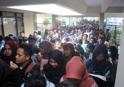 Tunjangan Pengangguran Bikin Karyawan Berhenti Kerja, Ini Risetnya
