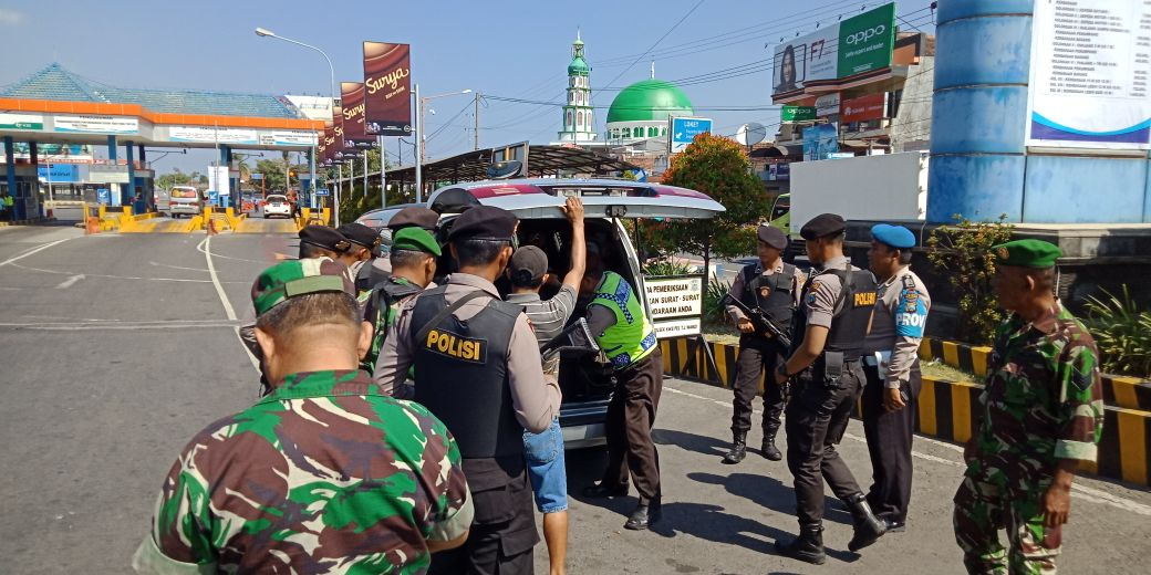 Polisi Perketat Penjagaan di Pelabuhan Ketapang