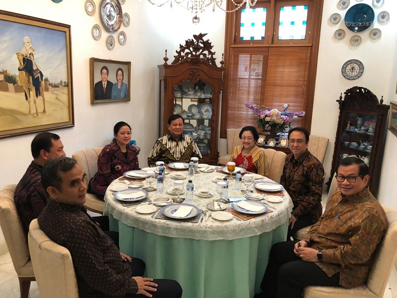 Sambung Persahabatan Lama, Prabowo Bertandang ke Rumah Megawati