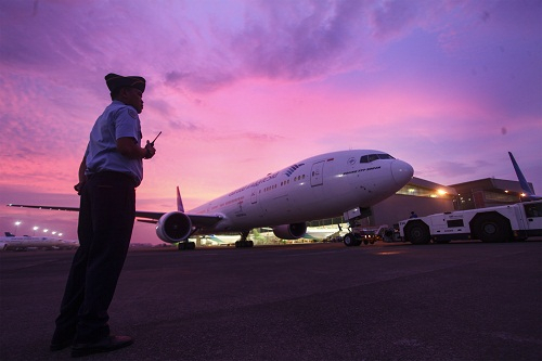 Imbas Pandemi, Garuda Indonesia Potong Gaji Staf sampai Direksi