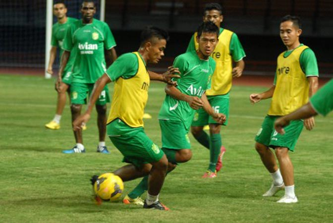 Persebaya Tetap Ngotot Tampil di ISL 2015