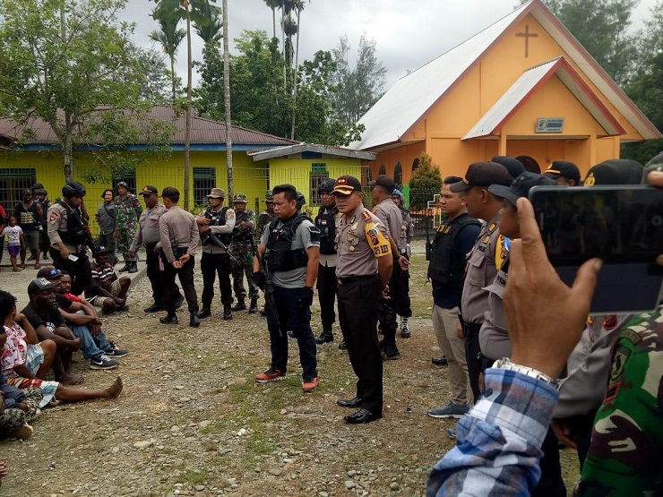 Ketika Ibadah Disangka Melawan Negara