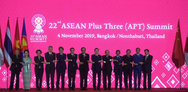 KTT APT, Jokowi Ingatkan Keamanan Kawasan Jadi Taruhan jika Solidaritas Rapuh