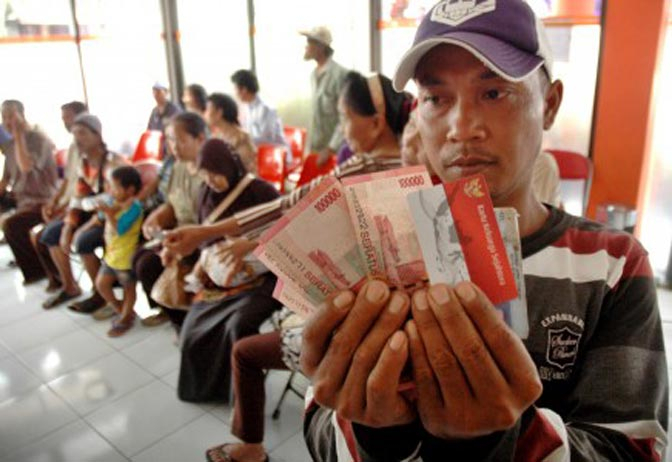  Ribuan Masyarakat Miskin Banyuwangi Terima PSKS Tahap Dua