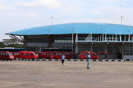 Terminal Bus Pulo Gebang Resmi Beroperasi