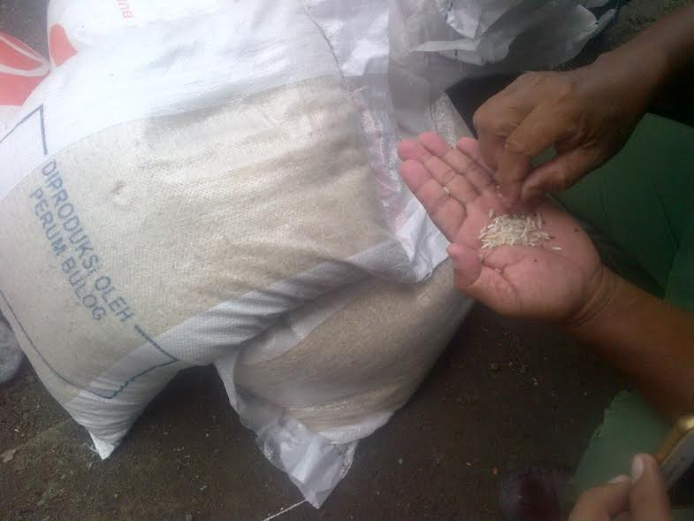 Lagi, Raskin Berkutu Dikeluhkan Warga di Jombang