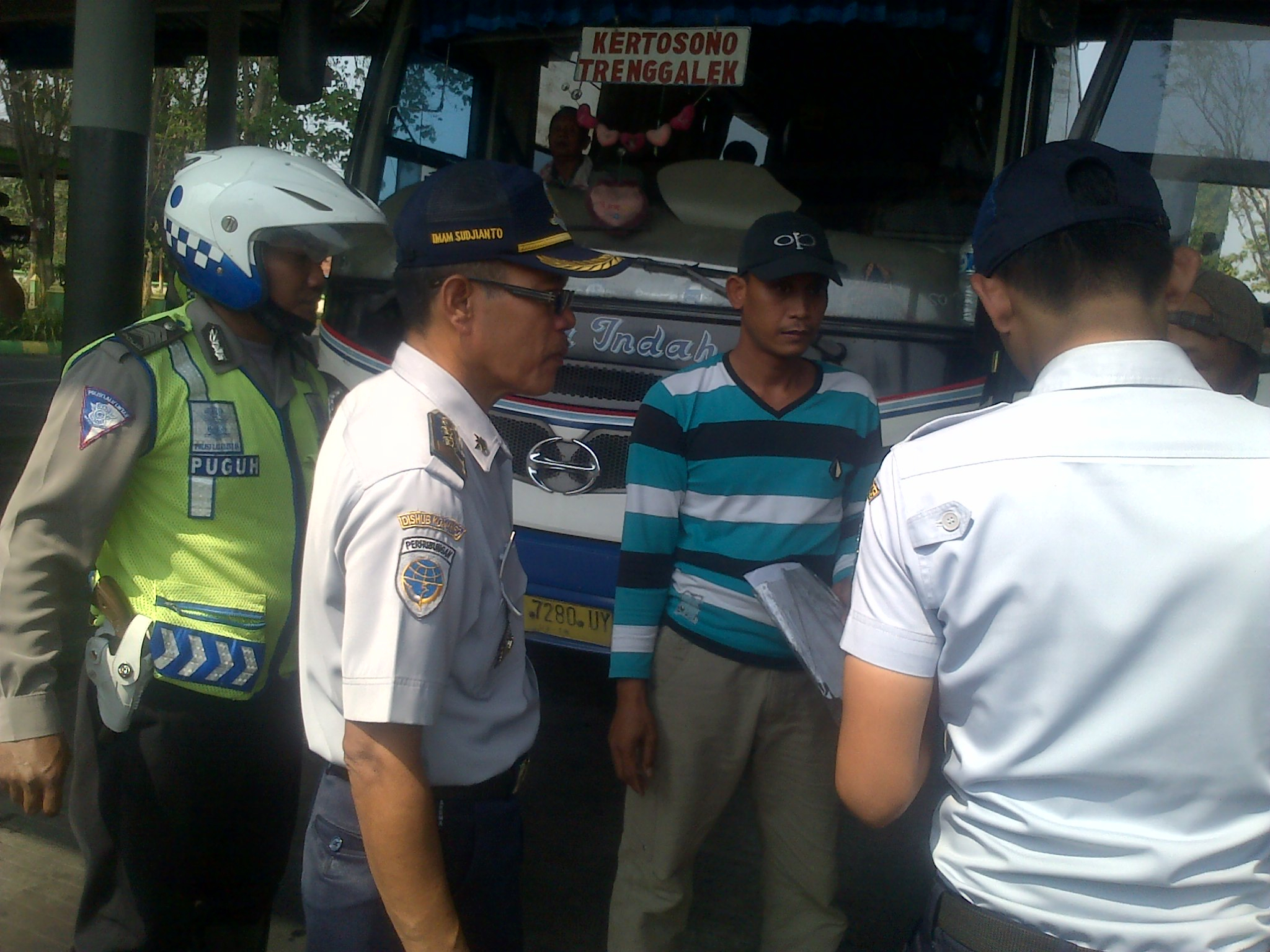 Razia Angkutan Lebaran di Jombang, Banyak Bus Tak Layak Jalan