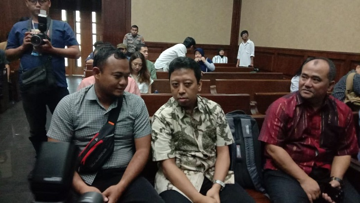 Eks-Ketum PPP Romahurmuziy Didakwa Terima Suap Ratusan Juta