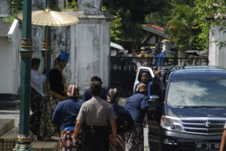 Sultan Bakal Jelaskan Pesannya Kepada Kerabat Pekan Depan