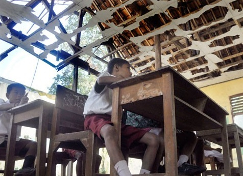 Selamatkan Anak Dari Sekolah Rusak