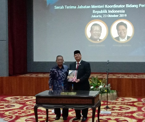 Jabat Menko Perekonomian, Ini Target Airlangga Hartarto