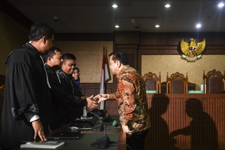 Dihukum 15 Tahun Setnov  Stres