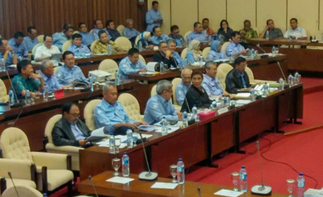 Banyak Nelayan Menganggur, DPR Tuntut Menteri Susi Ganti Kerugian