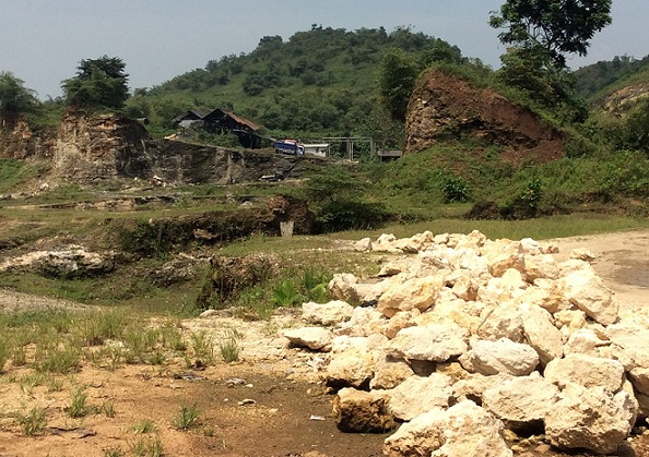 Menjaga Bentang Karst Karawang