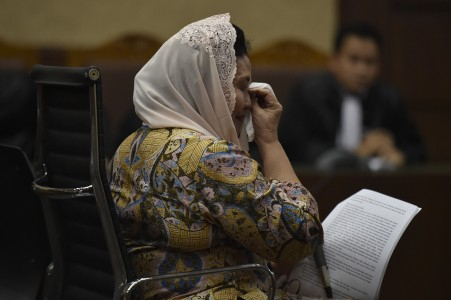 Usut Aliran Dana kepada Amien Rais, KPK Tunggu Vonis Eks Menkes