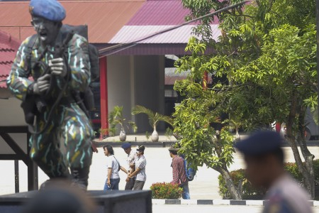Jelang Natal, Polisi Tangkap 19 Terduga Teroris