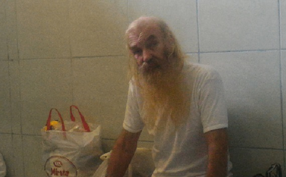 Berkas Kasus Pedofilia Robert Andrew Fiddes Dilimpahkan ke Kejari Denpasar