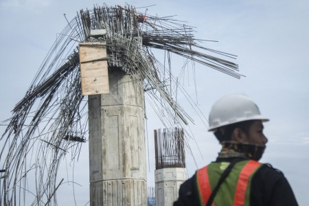 Kesaksian Korban Becakayu: Penyangga Tidak Kuat Menahan Beban Adonan Beton