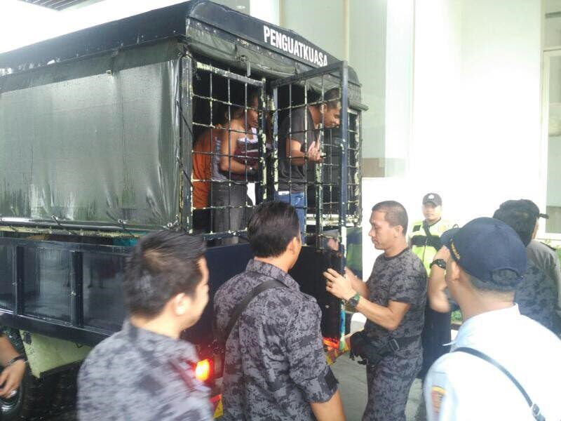 Ratusan TKI  Dideportasi dari Malaysia