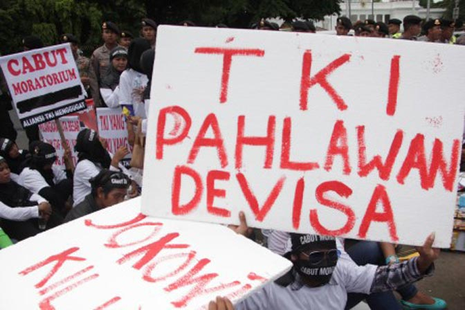 Tarik Ulur Moratorium Pengiriman TKI