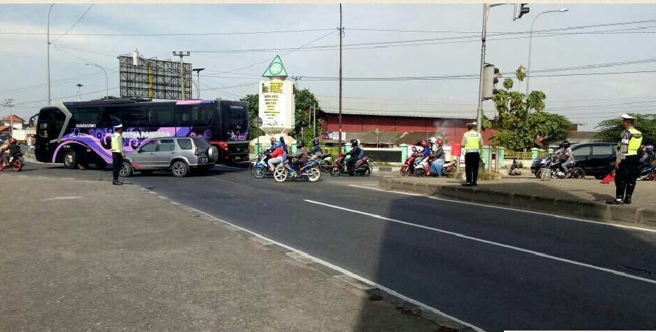 Libur Natal-Tahun Baru, Lalin di Cirebon-Indramayu Ramai