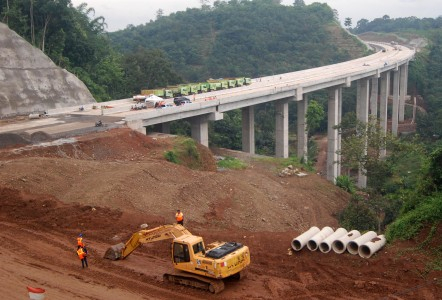 Resmikan PINA, Jokowi Singgung Proyek Mangkrak