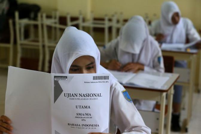  Enam Ribu Lebih Peserta Ikut UN Paket C di NTT
