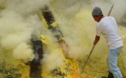 Aktivitas Vulkanik Gunung Ijen Meningkat