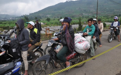 Pengungsi Dieng Pulang, Relawan PMI Siaga Hingga Selasa