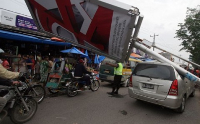 Balikpapan Berlakukan Moratorium Izin Reklame