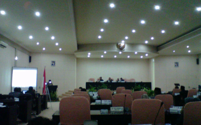 Anggaran Pakaian Dinas DPRD Bondowoso Rp. 427 Juta
