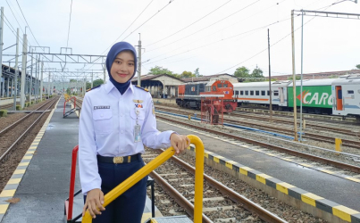 Mengenal Ajeng, Asisten Masinis KAI Yogyakarta