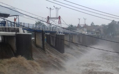 Katulampa Naik Level, DKI Waspada Banjir Kiriman