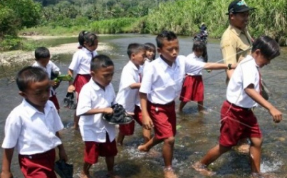 Alasan Pemkab Banyuwangi Beri Uang Saku Bagi Pelajar Miskin