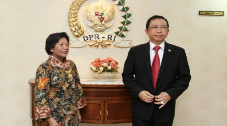 Anggota DPR Akan Terima Pensiun Seumur Hidup Anggota DPR Akan Terima Pensiun Seumur Hidup