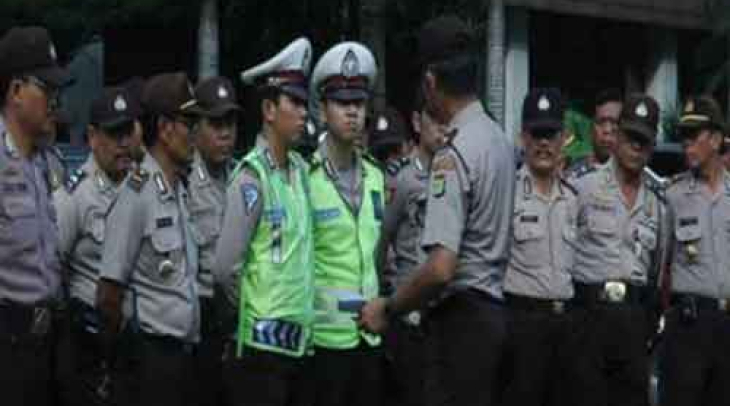 Ratusan Polisi Amankan Paskah di Medan Ratusan Polisi Amankan Paskah di Medan