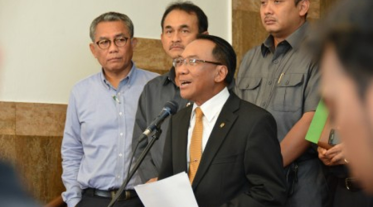 Pemerintah Masih Kaji Kebijakan Pengendalian BBM Bersubsidi Pemerintah Masih Kaji Kebijakan Pengendalian BBM Bersubsidi