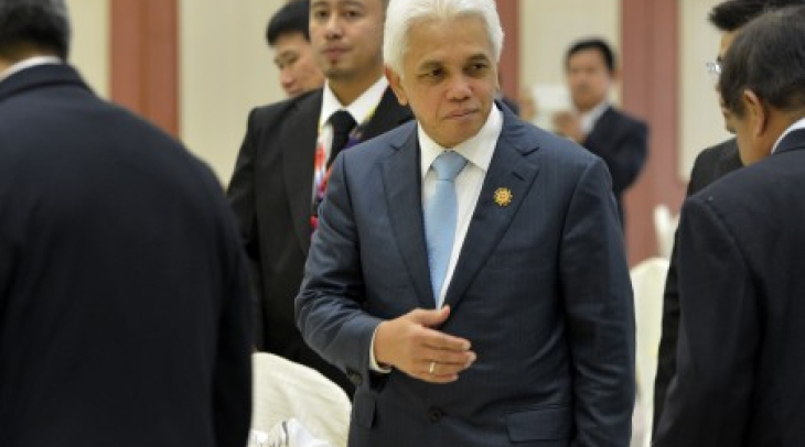 Menko Perekonomian Siapkan Dua Cara Pengendalian Subsidi BBM Menko Perekonomian Siapkan Dua Cara Pengendalian Subsidi BBM