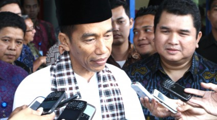 Jokowi Janjikan MRT atau Monorail Mulai Dibangun Bulan Ini Jokowi Janjikan MRT atau Monorail Mulai Dibangun Bulan Ini