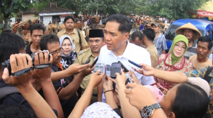 Mendag Siapkan Aturan Pajak Perdagangan Online Mendag Siapkan Aturan Pajak Perdagangan Online