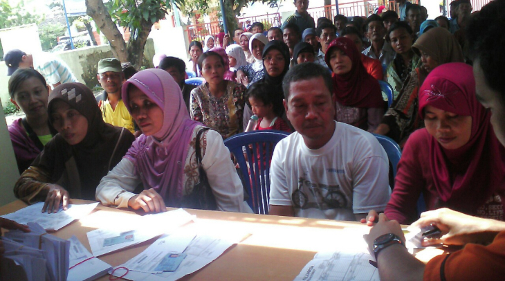 Salah Sasaran, Warga Kudus Sisihkan BLSM untuk Warga Miskin Salah Sasaran, Warga Kudus Sisihkan BLSM untuk Warga Miskin