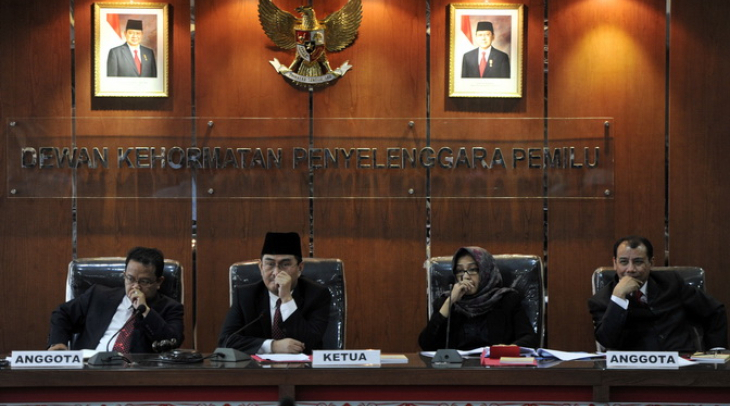 DKPP Dituding Langkahi Kewenangan Bawaslu DKPP Dituding Langkahi Kewenangan Bawaslu
