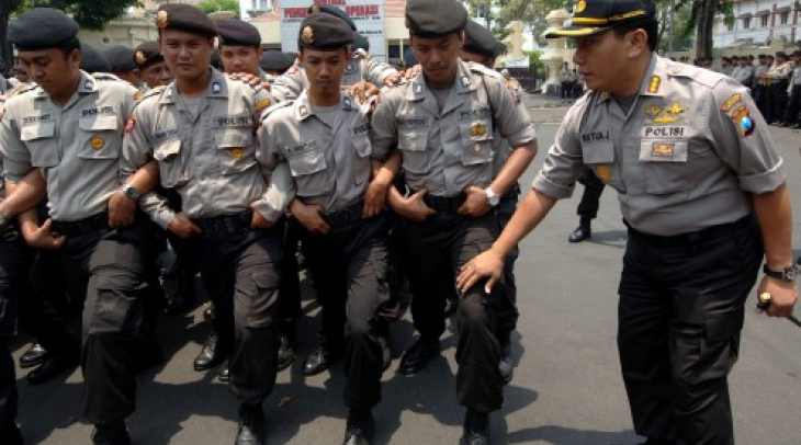 Buruh Dibacok Ormas, Kepala Kepolisian Kabupaten Bekasi Langgar Protap Buruh Dibacok Ormas, Kepala Kepolisian Kabupaten Bekasi Langgar Protap